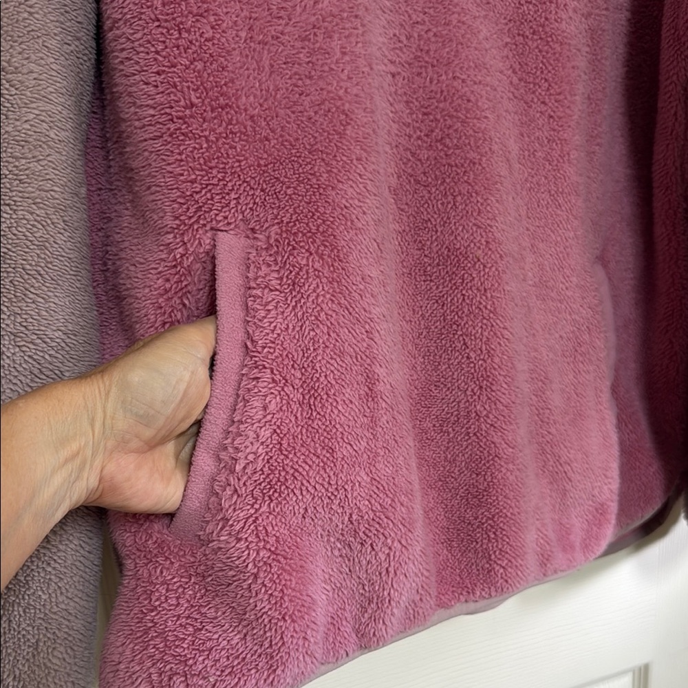 Time and Tru Pink, lavender and cream Teddy Jacket Cozy and Stylish - Picture 6 of 11